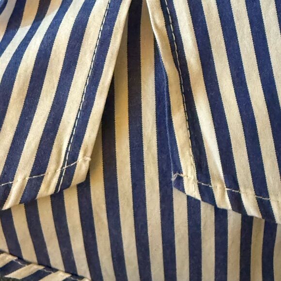 Zara Woman’s Long Sleeve Blouse in Blue & White Stripe. Size XS Oversized. - Picture 5 of 6
